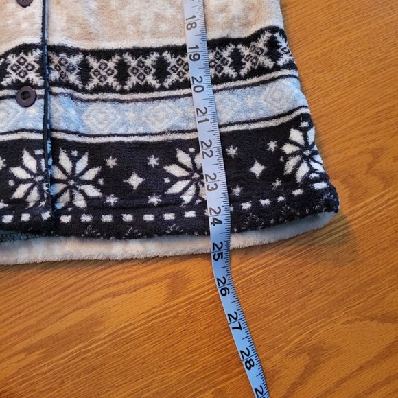 Women's Button Down 2-Piece Fleece Pajama Set - Picture 4 of 7